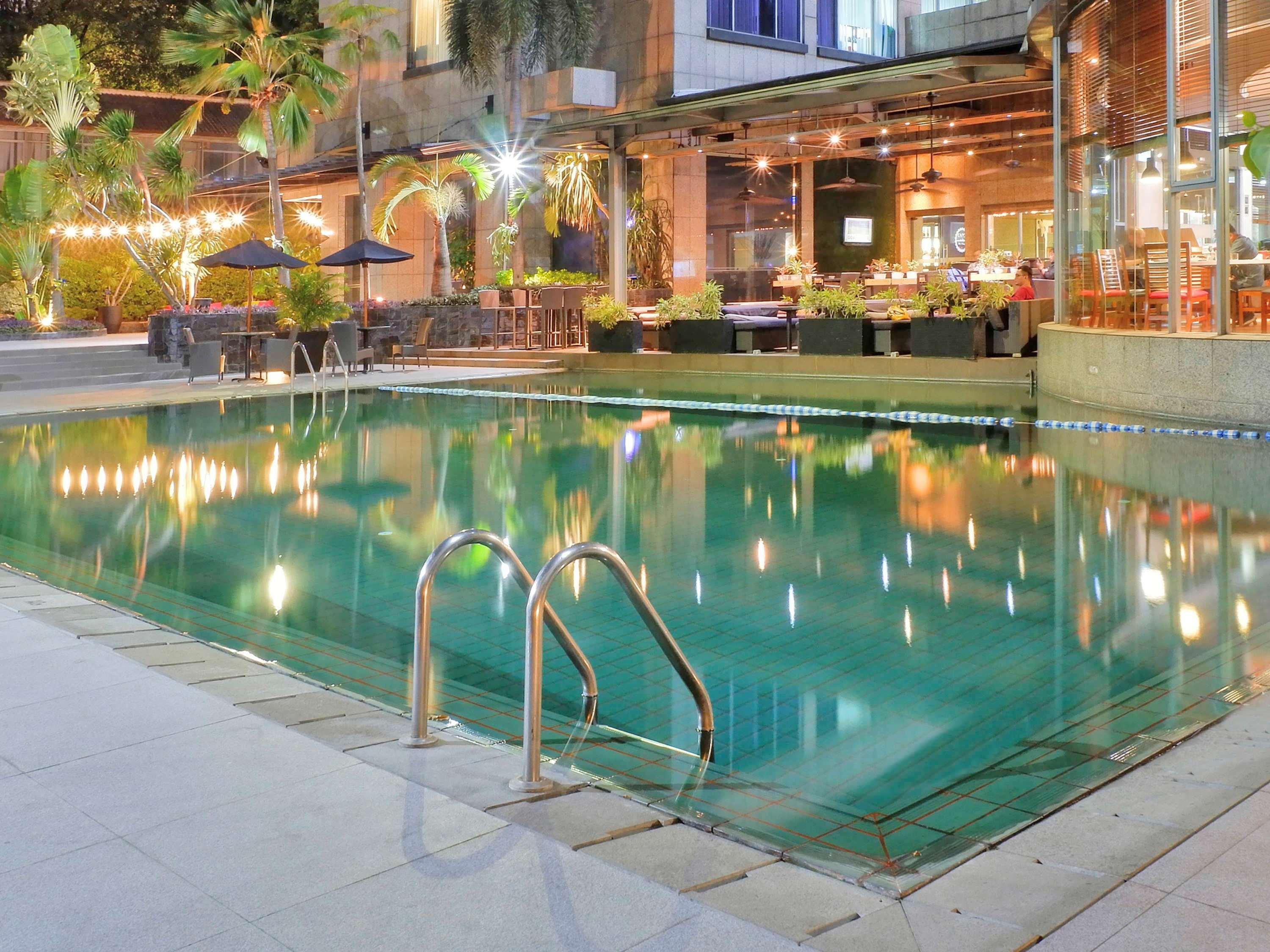 Hotel Kimaya Slipi Jakarta By Harris מראה חיצוני תמונה