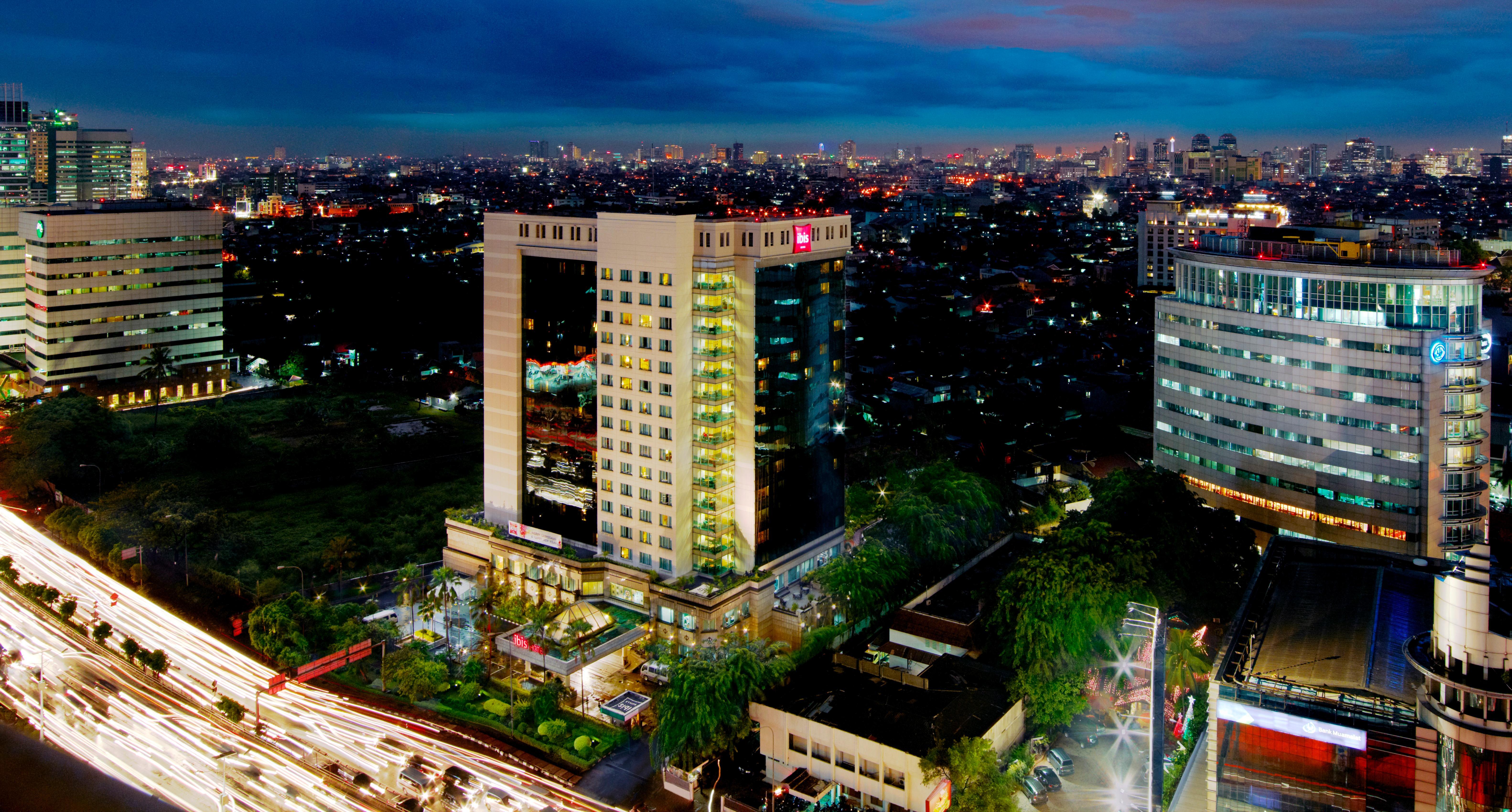Hotel Kimaya Slipi Jakarta By Harris מראה חיצוני תמונה