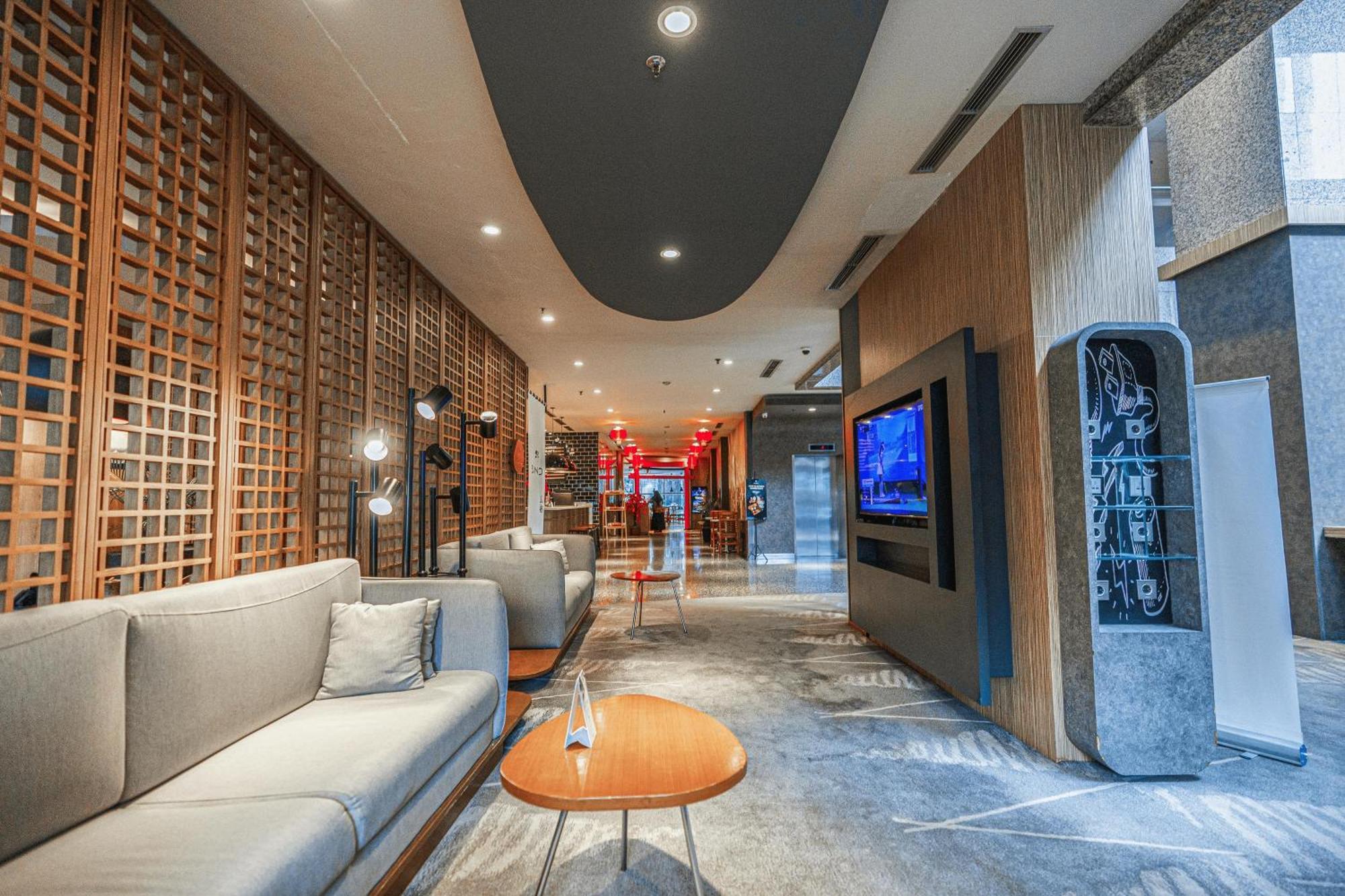 Hotel Kimaya Slipi Jakarta By Harris מראה חיצוני תמונה