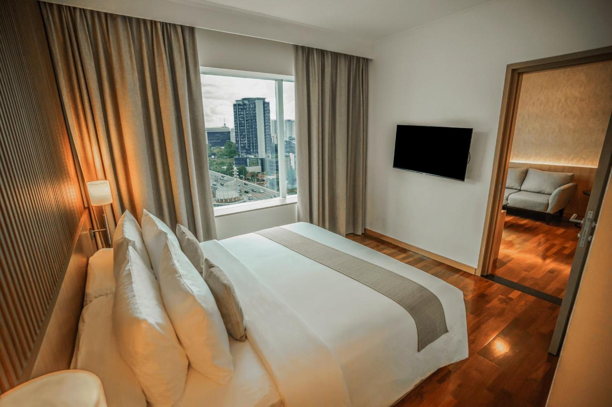 Hotel Kimaya Slipi Jakarta By Harris מראה חיצוני תמונה
