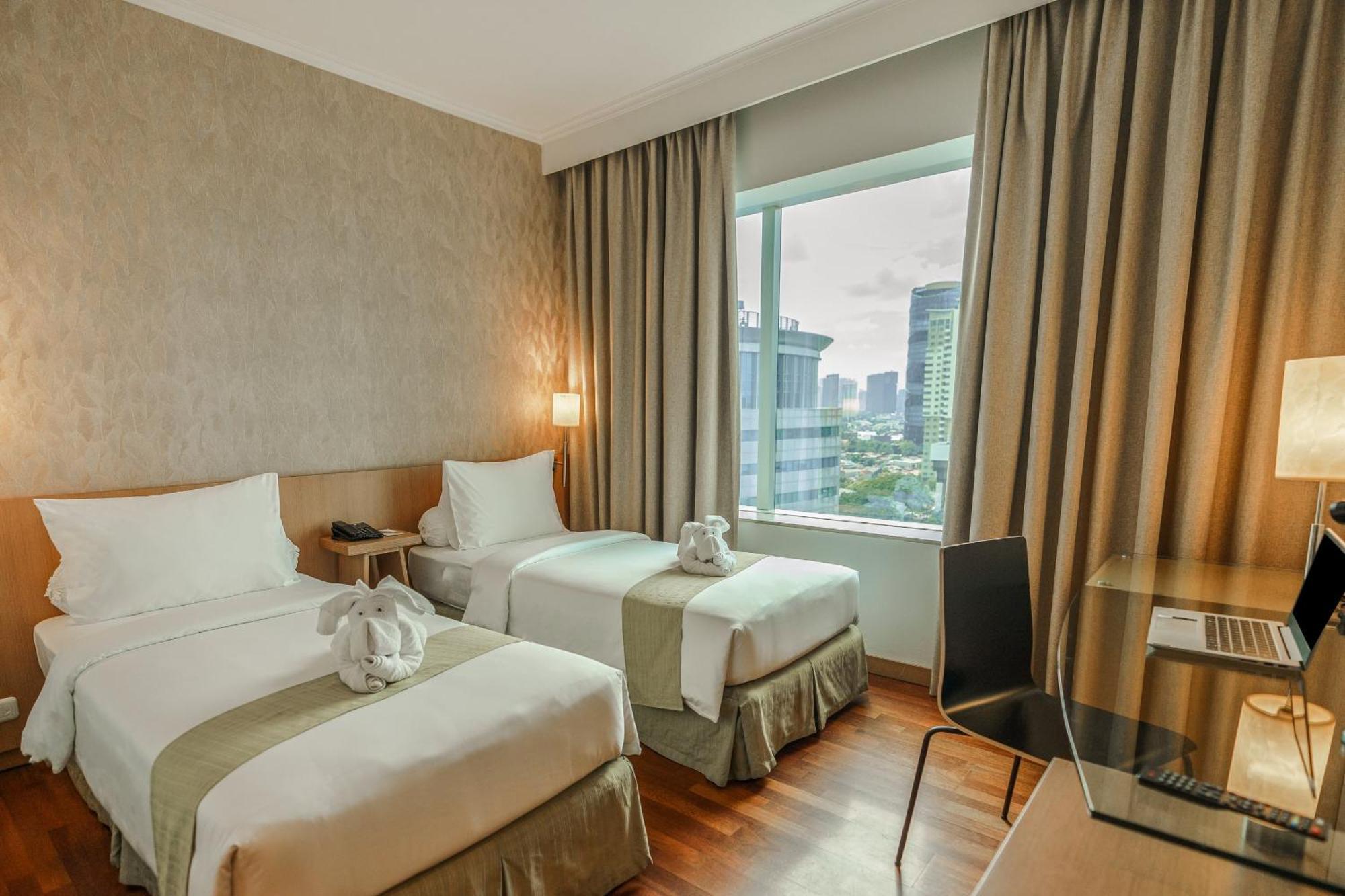 Hotel Kimaya Slipi Jakarta By Harris מראה חיצוני תמונה